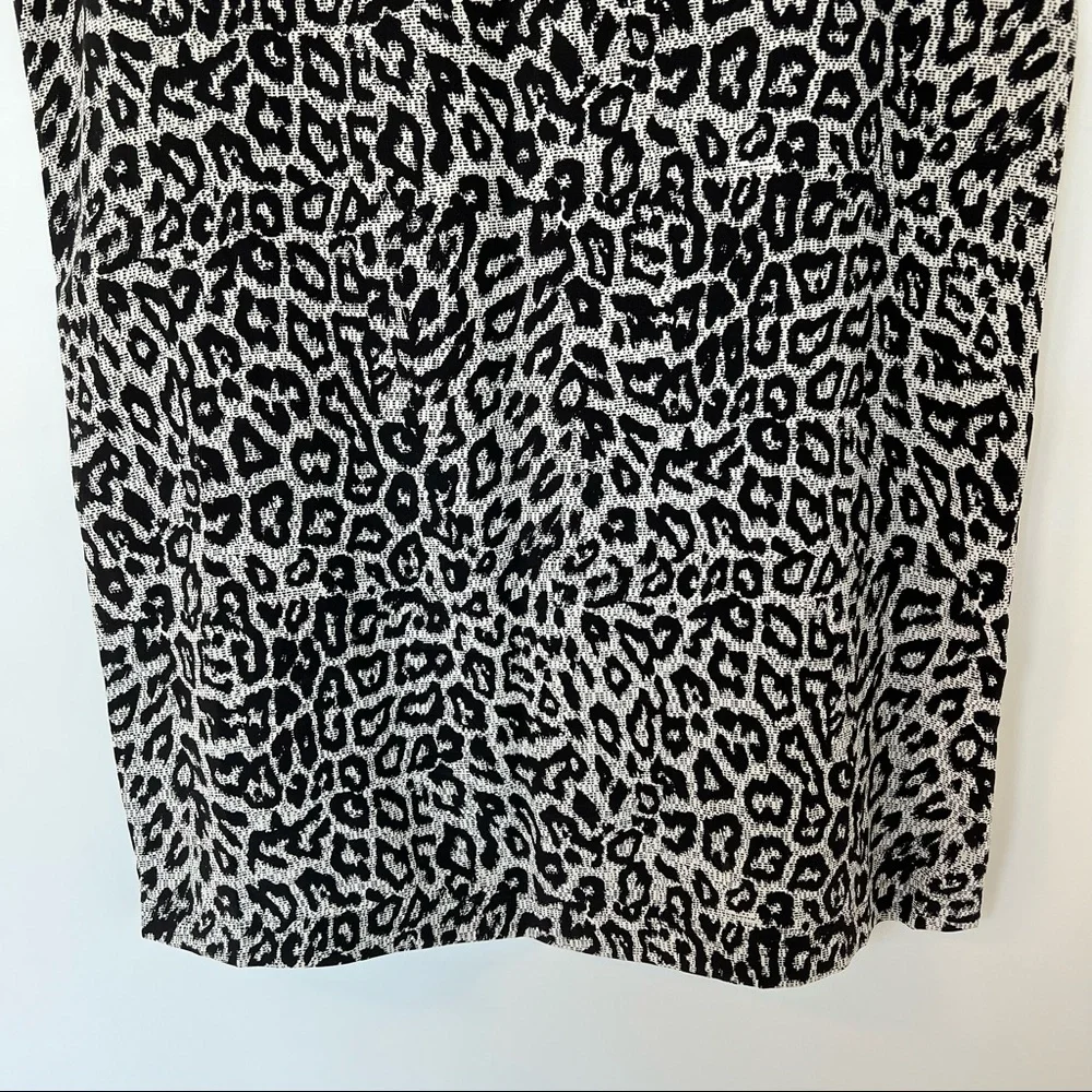 Joie Leopard Print 100% Silk Mini Dress; Size Medium - Picture 4 of 7